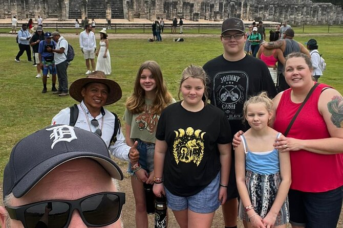 Private Guide Service in the Archaeological Zone of Chichen Itza - El Castillo and the symbols of power