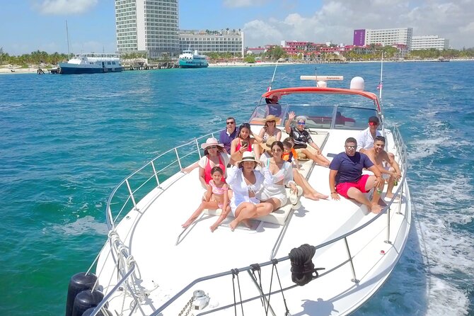 Private Luxury Yacht 55FT Rental in Cancun - Four hours: snorkeling, Playa Norte, and Punta Sur