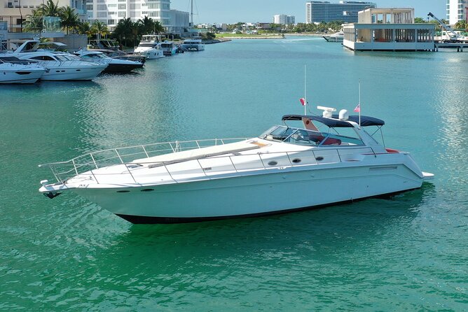 Private Luxury Yacht 55FT Rental in Cancun - Six and eight hours for a fuller island day