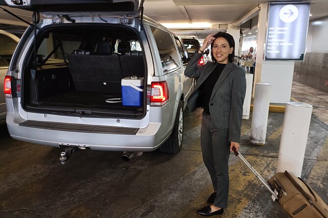 Private pick up Mexico City Airport Transfer to Hotels in Mexico City - Airport pickup compared with arranging your own ride