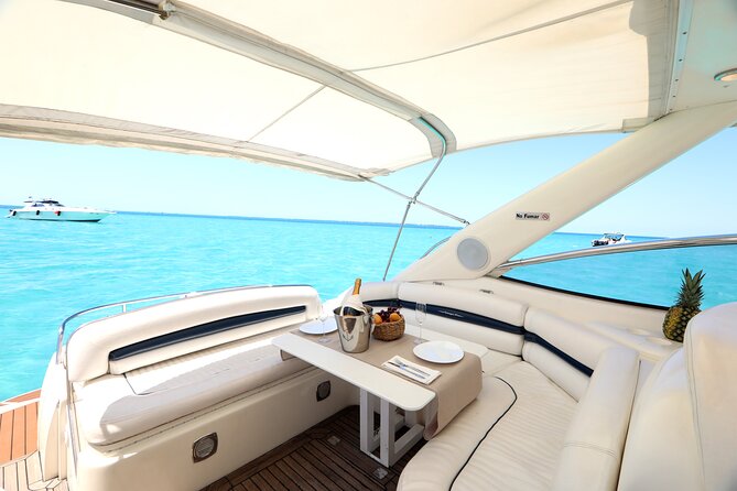 Private Premium Yacht 46FT Rental in Cancún - The Crew Makes the Experience Work