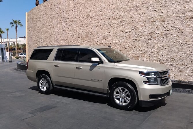 Private Round-Trip from Airport to Hotels to San Jose Area zone 1 - The vehicle, drinks, and ride quality