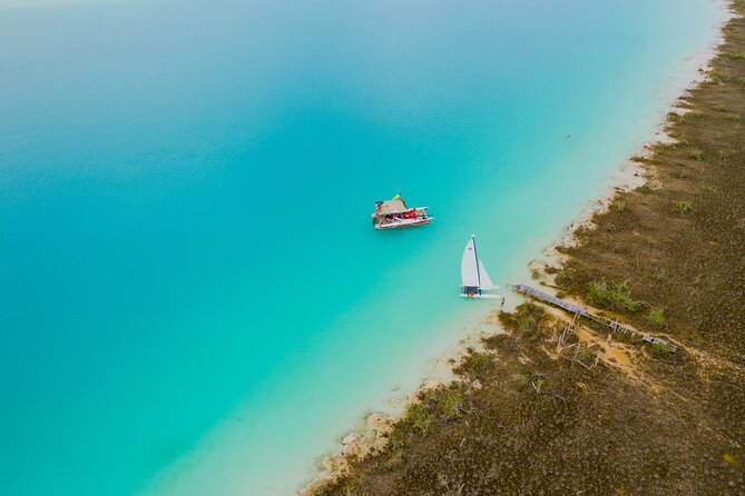Private Sailing between Mangroves - The island of birds and the return sail