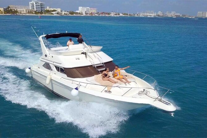 Private SeaRay 47ft Yacht Rental Cancun 23P6 - Drinks, food, and what to bring