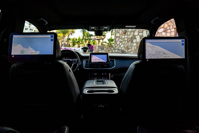 Private SUV Round-Trip from Airport to Hotels in the Corridor - What happens on the return to the airport