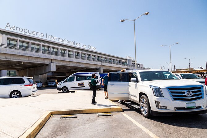 Private SUV RoundTrip from Airport to Hotels in San Jose del Cabo - Who should book this SUV transfer?