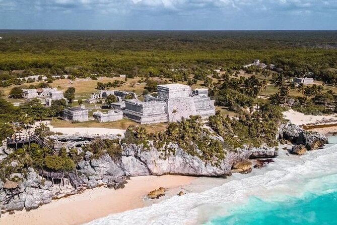 Private Tour to Tulum, Cenote and Swimming with Turtles - Swimming in the clear water of Taak Bi Ha