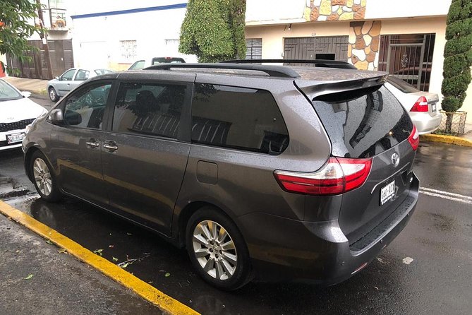 Private Transfer From Mexico City Airport to Downtown - Communication can make or break the arrival