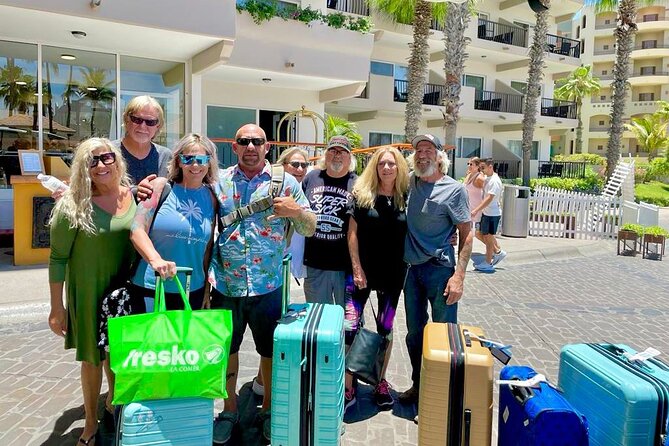 Private Transfer from the Airport to Hotels in Los Cabos 1-10px - Cold drinks and a friendly start
