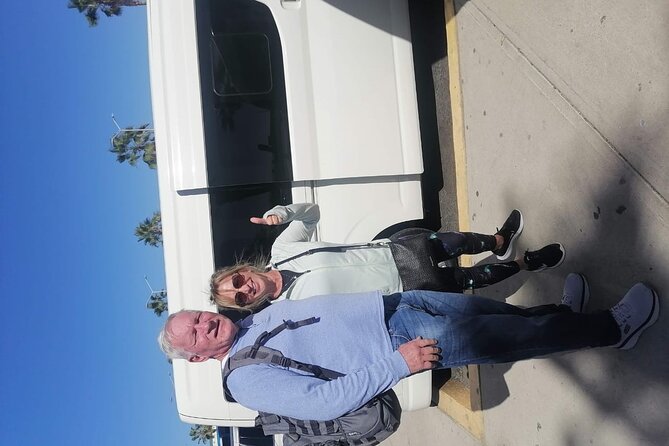 Private Transfer from the Airport to Hotels in Los Cabos 1-10px - Checking the price for your group
