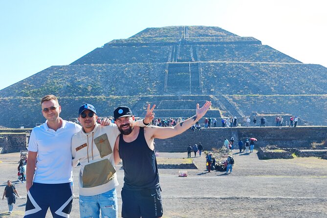 Private Transportation Pyramids of Teotihuacan + Breakfast in Cueva - Breakfast inside La Cueva Teotihuacán