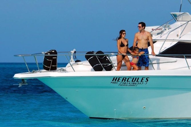 Private Yacht - 46 ft SeaRay Cancun Bay Snorkel 23P4 - A private Sea Ray instead of a crowded party boat