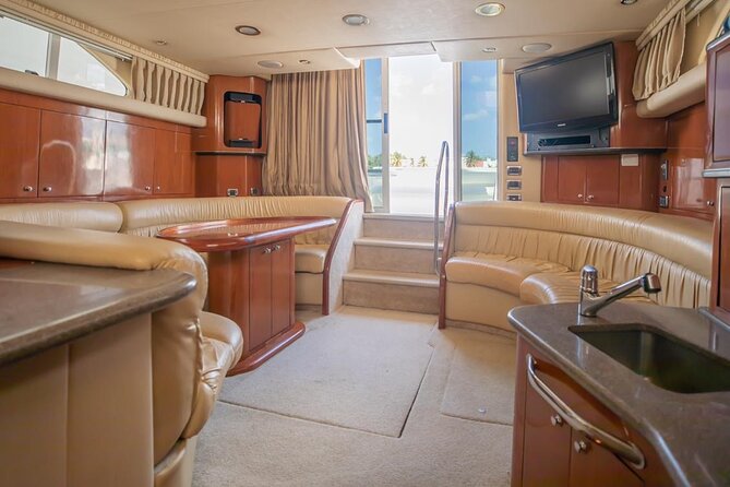 Private Yacht - 46 ft SeaRay Cancun Bay Snorkel 23P4 - Price, fees, and the real value