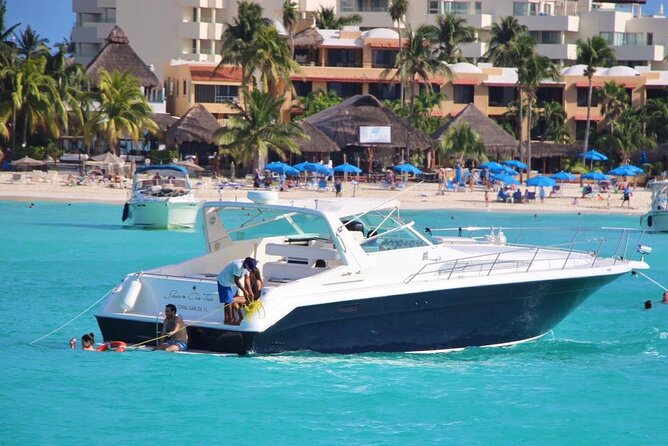 Private Yacht 46ft Sea Ray Snorkel up to 15 pax 23P2 - Playa Norte, swimming, and time off the boat