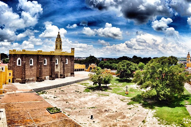 Puebla and Cholula Day Trip from Mexico City - Puebla’s churches and Baroque interiors