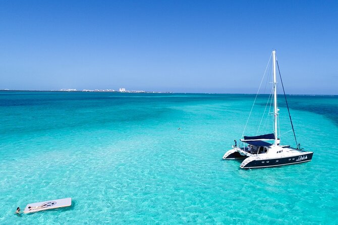 Puerto Morelos Secret Sandbar Catamaran Sail - A relaxed four hours on the Puerto Morelos water