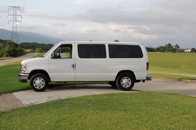 Puerto Vallarta Airport-Hotel Shuttle Transportation - How shared transportation changes the 25 to 45 minute ride