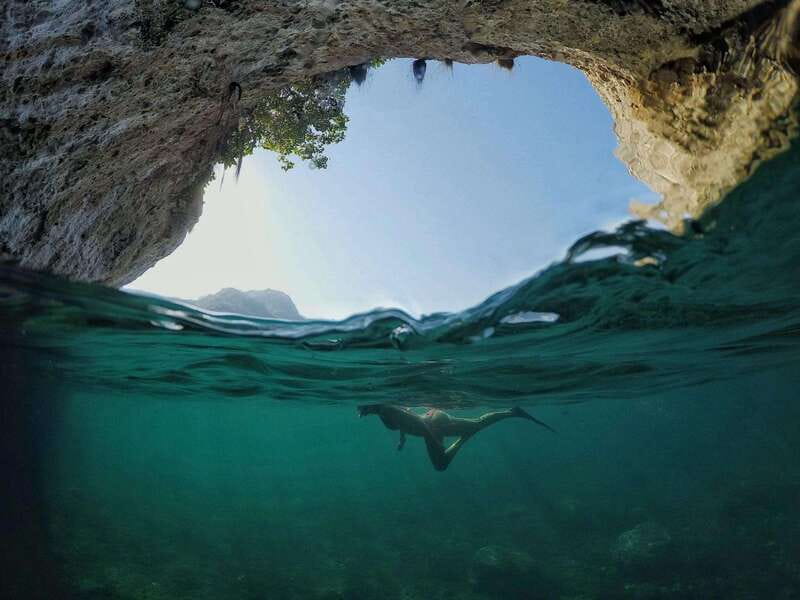 Puerto Vallarta: Los Arcos Islands Boat Tour and Snorkeling - Safety and support in the water