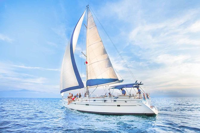 Puerto Vallarta Luxury Sailing with Premium Open bar & lunch - A relaxed day on Banderas Bay