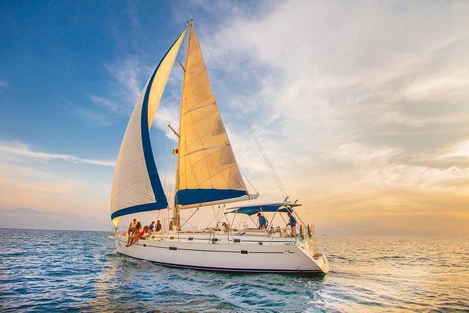 Puerto Vallarta, Luxury Sunset Sailing - Food that works as a light dinner