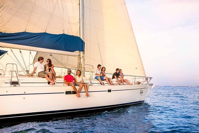 Puerto Vallarta, Luxury Sunset Sailing - Wildlife sightings: a welcome bonus