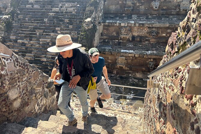 Pyramids of Teotihuacan and restaurant la Gruta (Original) - Is $47.20 good value?