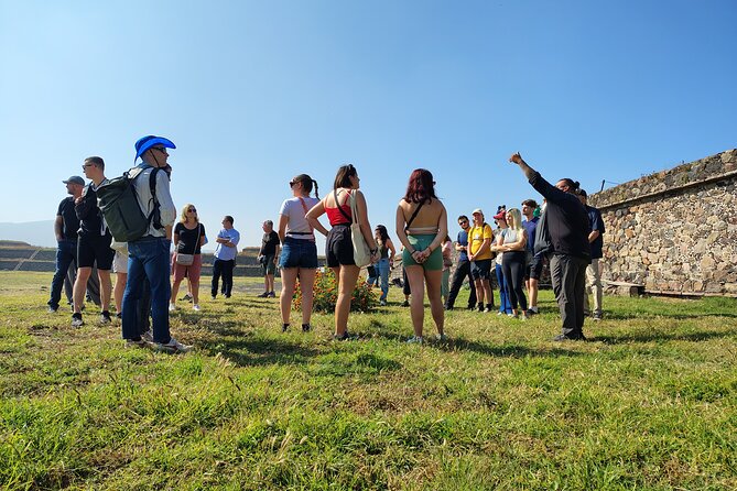 Pyramids of Teotihuacan without traps for tourists morning or afternoon - The Pyramids of the Sun and Moon
