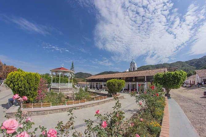 San Sebastian del Oeste - Lunch, beverages, and the value of $99