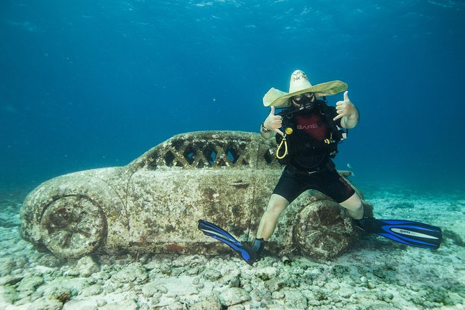 Scuba Diving Under Water Museum and Reef for beginners - The pool session at Coconut Divers