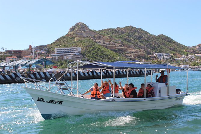Shared ride to the arch of Cabo San Lucas - The 30-Foot Boat and What Glass Bottom Means Here
