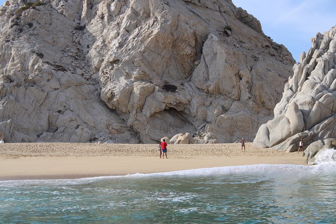 Shared Tour to the Arch of Cabo San Lucas - Comfort, boat size, and the restroom question