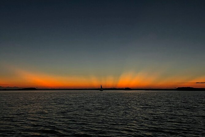 Sunrise on Paddleboard with breakfast in the lagoon of 7 colors - Why sunrise is the right time for Bacalar