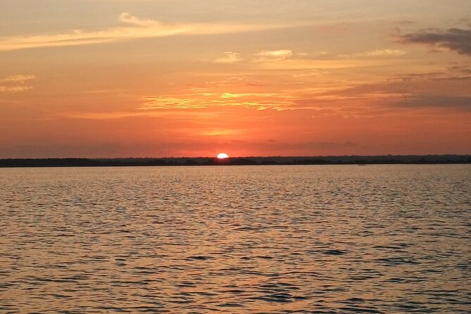 Sunrise on Paddleboard with breakfast in the lagoon of 7 colors - Safety, guidance, and the human touch