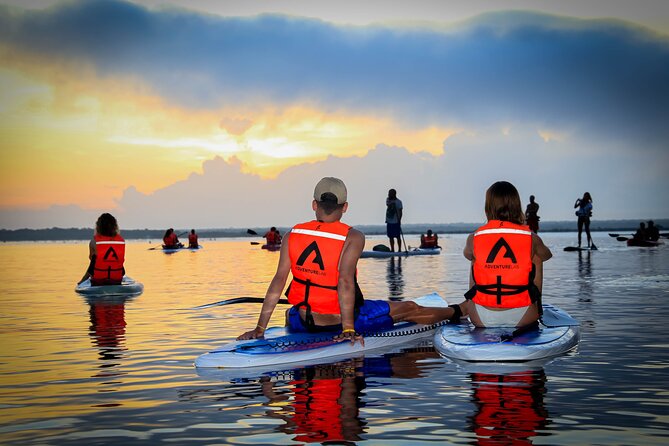 Sunrise Paddle Quest: Embrace the Dawn on Bacalar's Waters - The Black Cenote and the first light