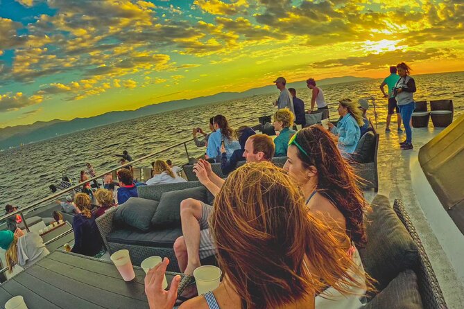 Sunsets and Whales Mega Yachts ALL INCLUSIVE: Puerto Vallarta - The first two hours on Banderas Bay