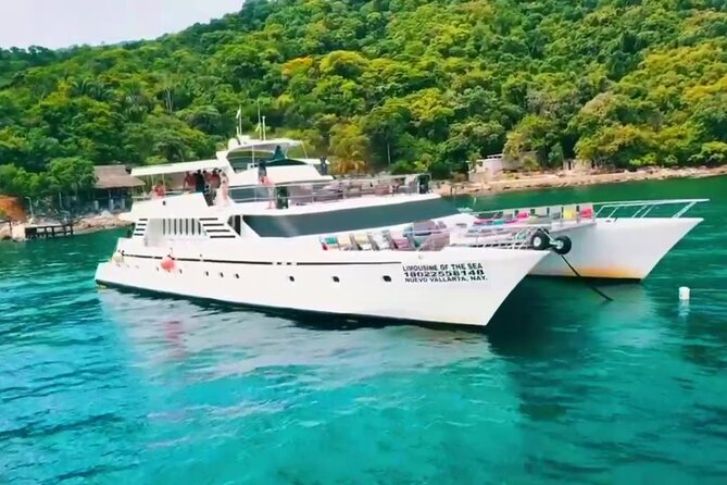 Sunsets and Whales Mega Yachts ALL INCLUSIVE: Puerto Vallarta - Sunset, music, and the ride home