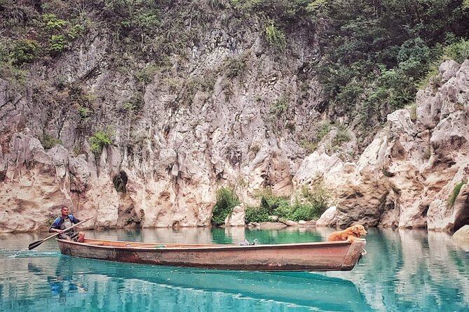 Tamul waterfall and water cave on a wooden canoe - The return drive and what the price covers