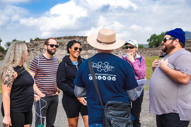 Teotihuacán Full Day Tour from Mexico City - The early ride from Mexico City to the pyramids