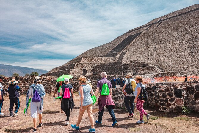 Teotihuacán Full Day Tour from Mexico City - Choosing between walking and biking
