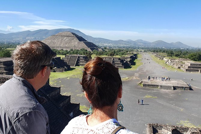 Teotihuacan pyramids morning or afternoon without tourist traps - The guides make the difference