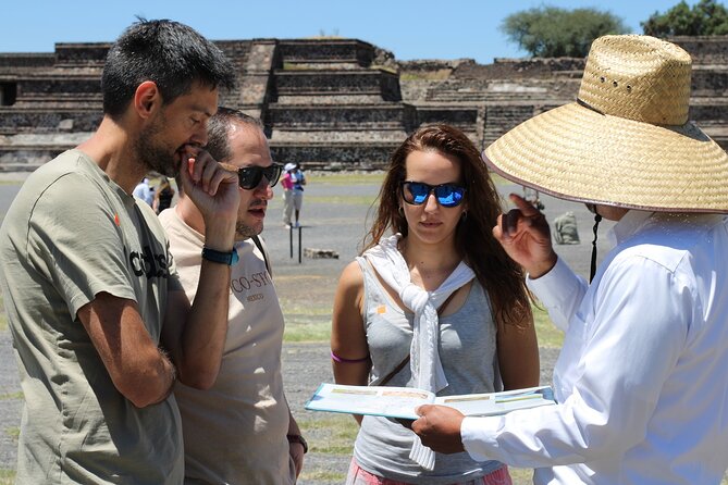 The best tour to Teotihuacán from Mexico City - San Juan Teotihuacán: mezcal, stones, and the sales stop