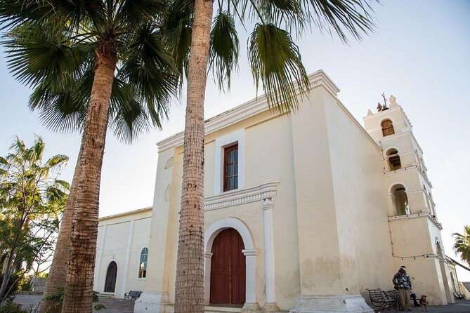 Todos Santos Day Trip from Cabo San Lucas - Art galleries, boutiques, and the Hotel California