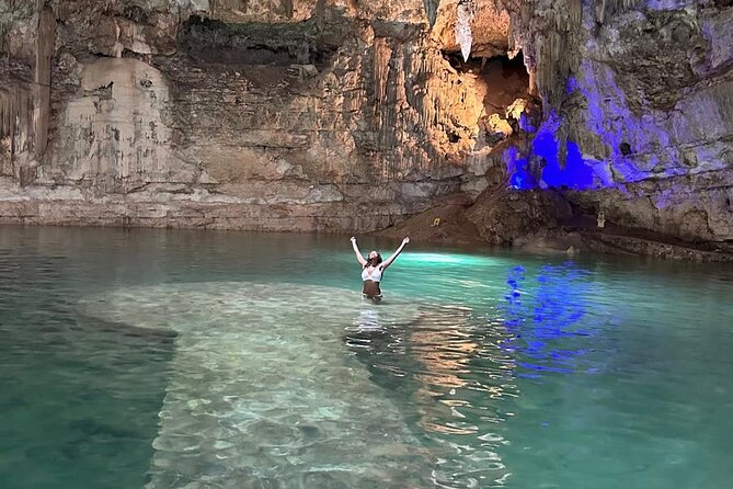 Tour Chichen Itza 2 Cenotes Suytun and Ik-kil - The early start and the ride from Cancun