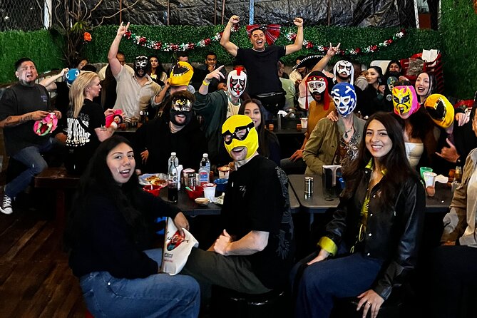 Tour Lucha Libre ,Tacos, Tequila and Mezcal in Mexico City - Tacos, tequila, and the social hour