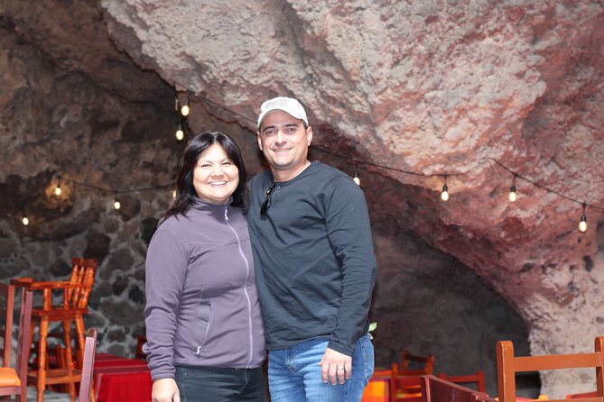 Tour to Teotihuacan with visit to ancient caves and CDMX transportation - Practical tips for a smoother day