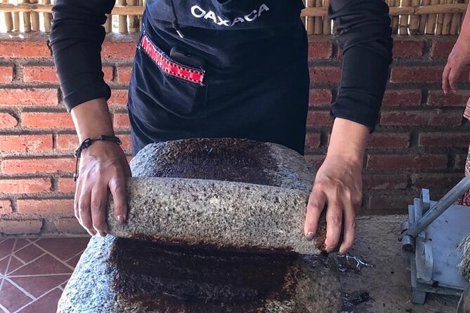 Traditional Cooking Class with Minerva Lopez - Cooking over wood fire and clay