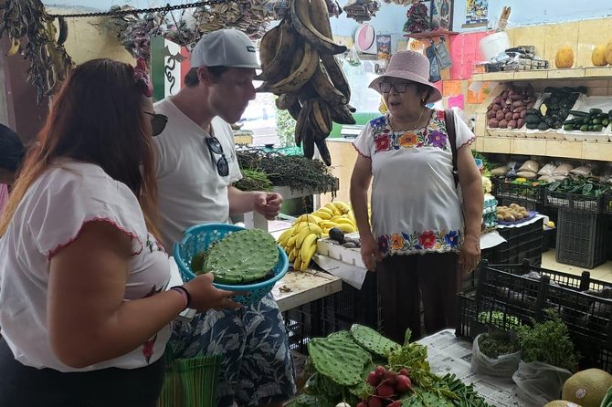 Traditional Family Kitchen in Cozumel - Margaritas, fresh drinks, and a little Spanish