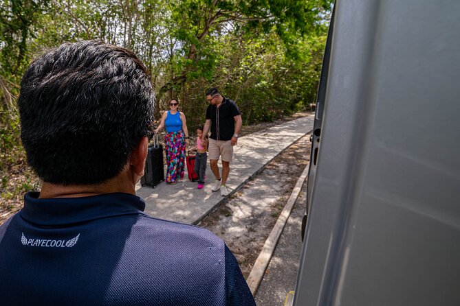 Transporte Privado del aeropuerto de Cancún a Cancún o Riviera - Why a private airport ride can be worth it in Cancún