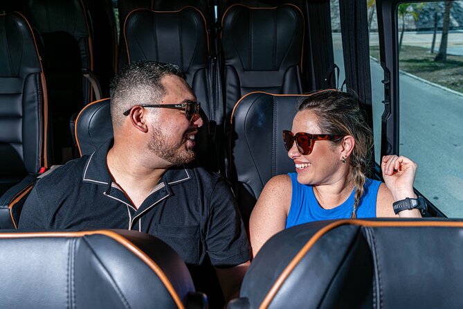 Transporte Privado del aeropuerto de Cancún a Cancún o Riviera - What the 20 to 50 minute ride feels like