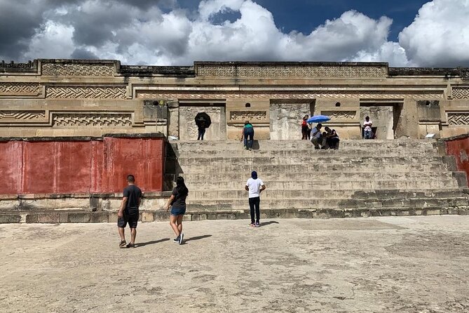Tule, Mitla & Hierve el Agua Full-Day Tour with Certified Guide - Lunch in Mitla: convenient, but not the star
